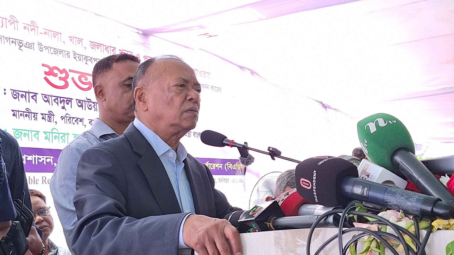 দেশের সব খাল নদীর সঙ্গে সংযোগ করে উৎপাদন বাড়াতে সরকার কাজ করছে: মিন্টু