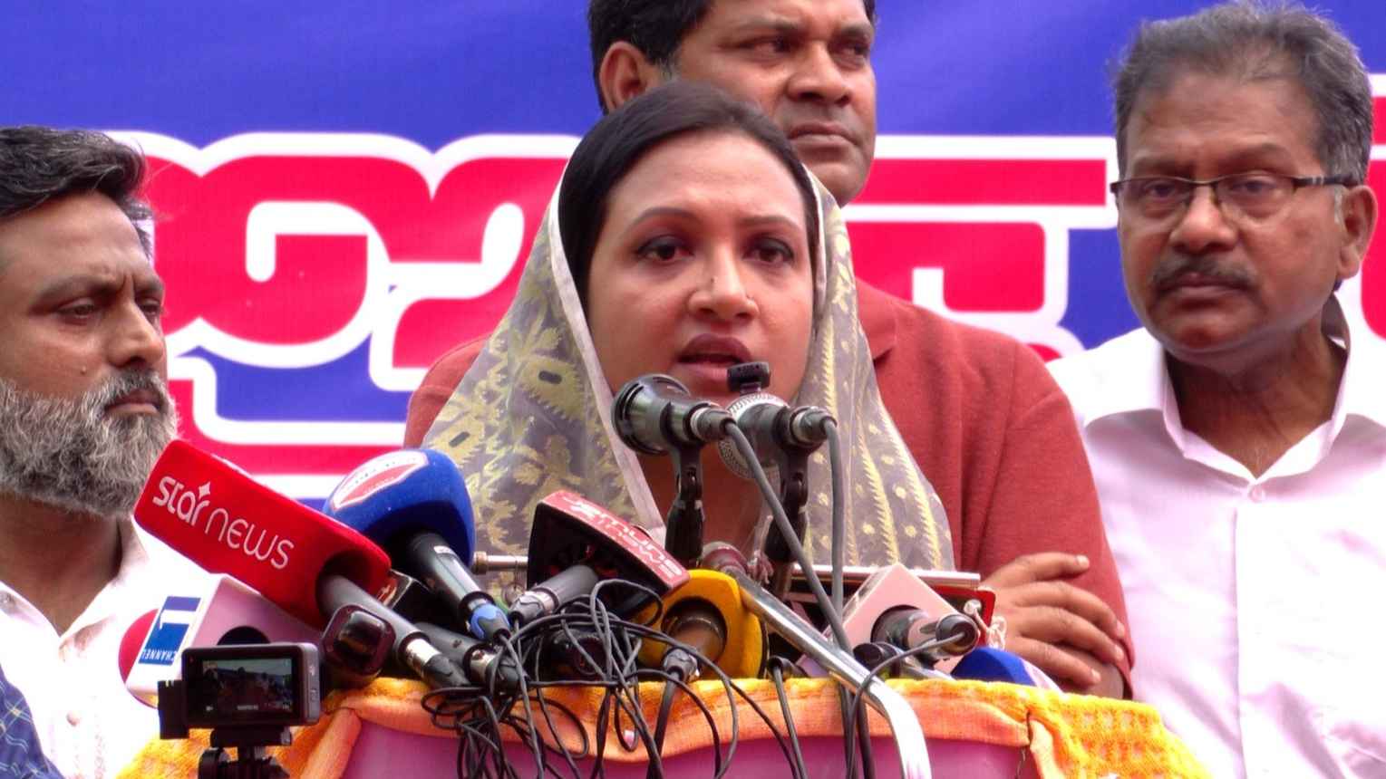 শেকড় ভুলে গেলে ৫ আগস্ট বার বার ফিরে আসবে: ফরজানা শারমিন