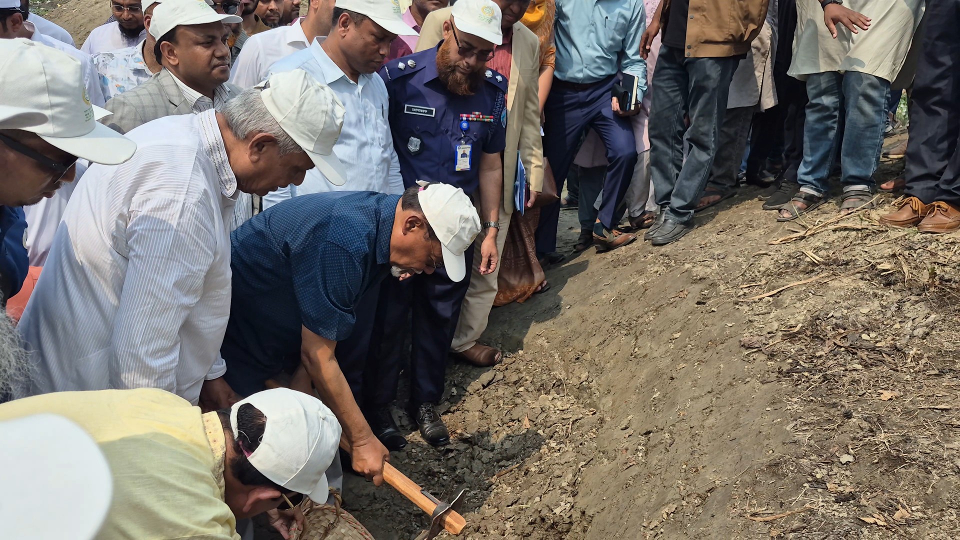 e7f42f49-0f77-47af-bd78-bfbeb426d6a4 e7f42f49-0f77-47af-bd78-bfbeb426d6a4