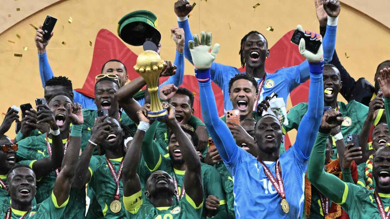 শিরোপা কেড়ে নেওয়ায় ক্ষুব্ধ সেনেগাল