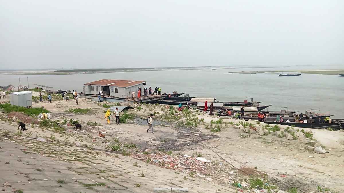 ঈদে নদের তীরে ভিড় বাড়ে দর্শনার্থীদের, নেই নিরাপত্তার ব্যবস্থা