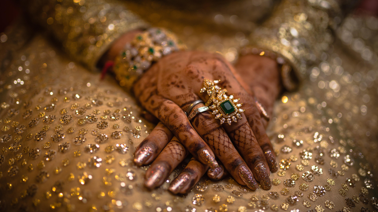 দুই দফা কমার পর বাড়ল স্বর্ণের দাম