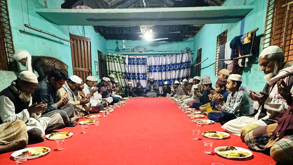 গাইবান্ধায় এতিম ও দুস্থদের নিয়ে জোনার ফাউন্ডেশনের ইফতার