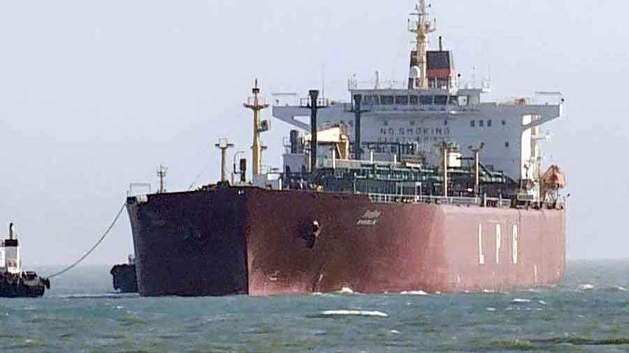 হরমুজ দিয়ে চলাচলে ভারতকে যে শর্ত দিল ইরান! 