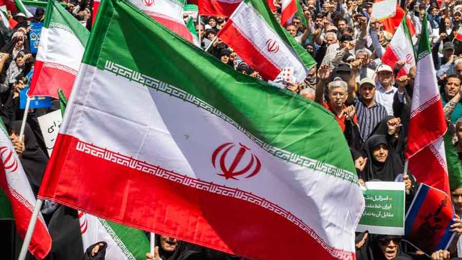 আমেরিকা-ইরান মুখোমুখি বৈঠকে প্রস্তুত ইসলামাবাদ! 