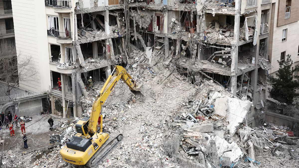 ইরান যুদ্ধের ২৭ দিনে কোন দেশে কত নিহত?