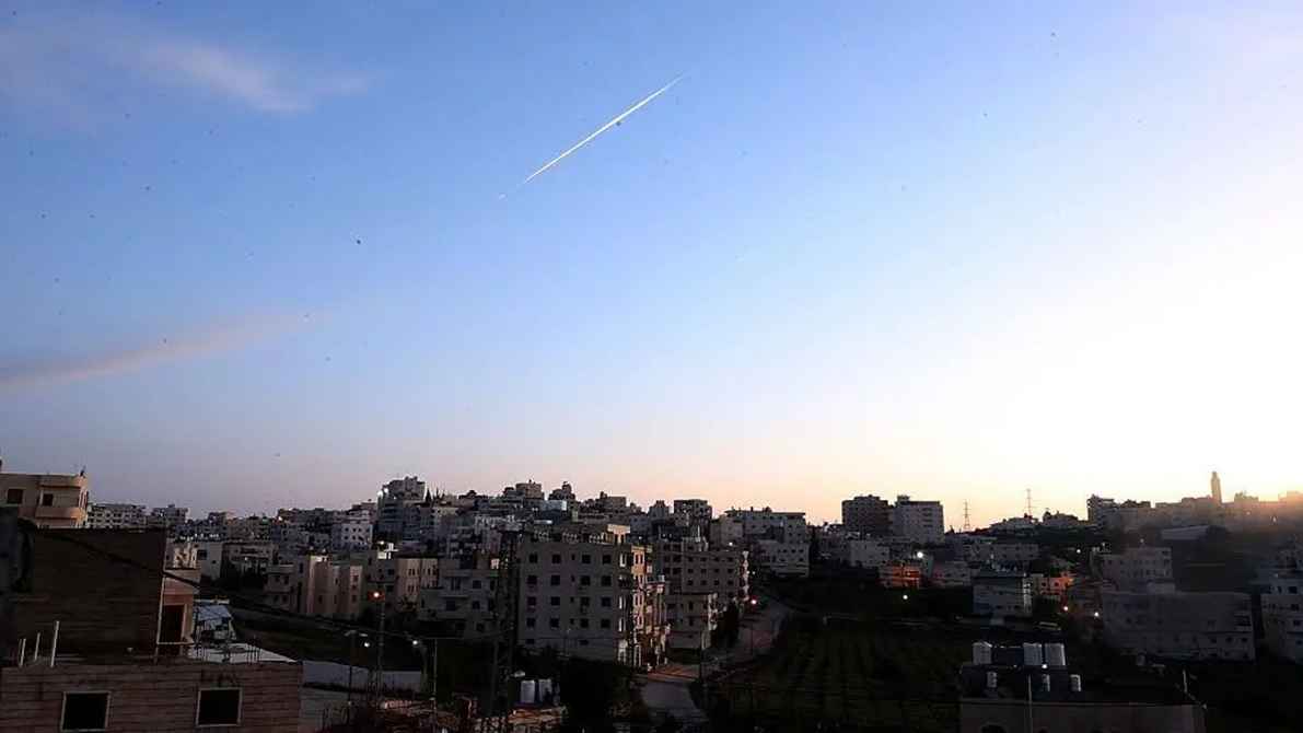 ইসরায়েলে ফের ড্রোন-ক্ষেপণাস্ত্র হামলা হুথিদের, অব্যাহত রাখার হুঁশিয়ারি