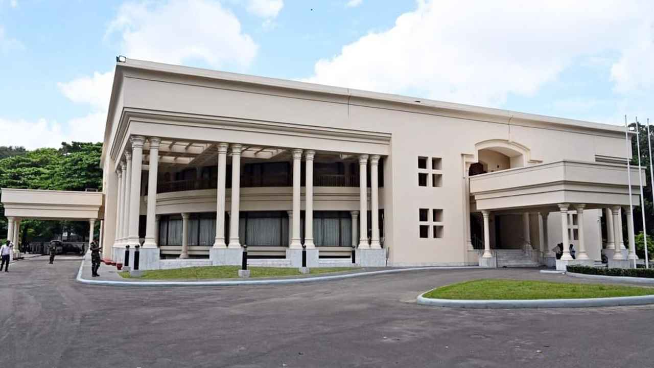 যমুনায় হবে বিএনপির ৩ ইফতার, থাকবেন প্রধানমন্ত্রী