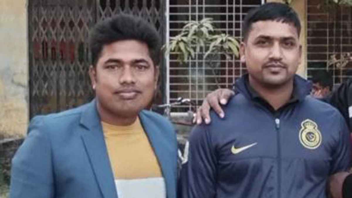 যশোরে জ্বালানি তেল কেলেঙ্কারি, যুবদলের ২ নেতা বহিষ্কার