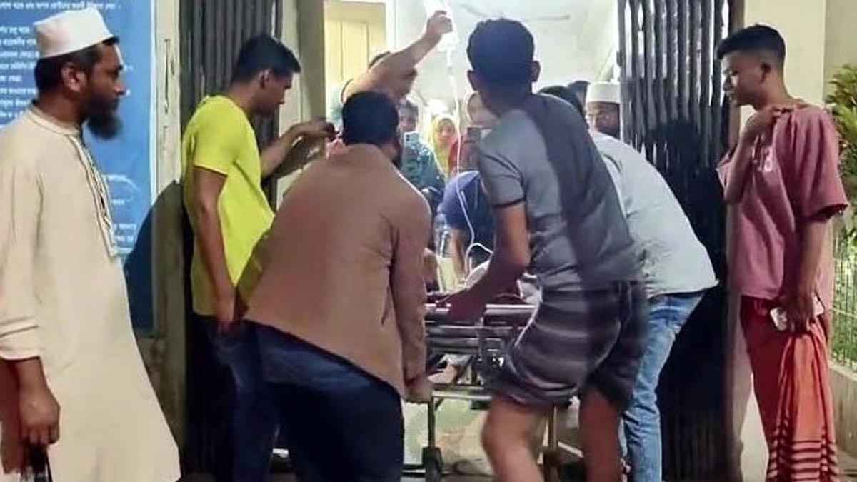 যশোরে জামায়াত কর্মীকে কুপিয়ে জখম