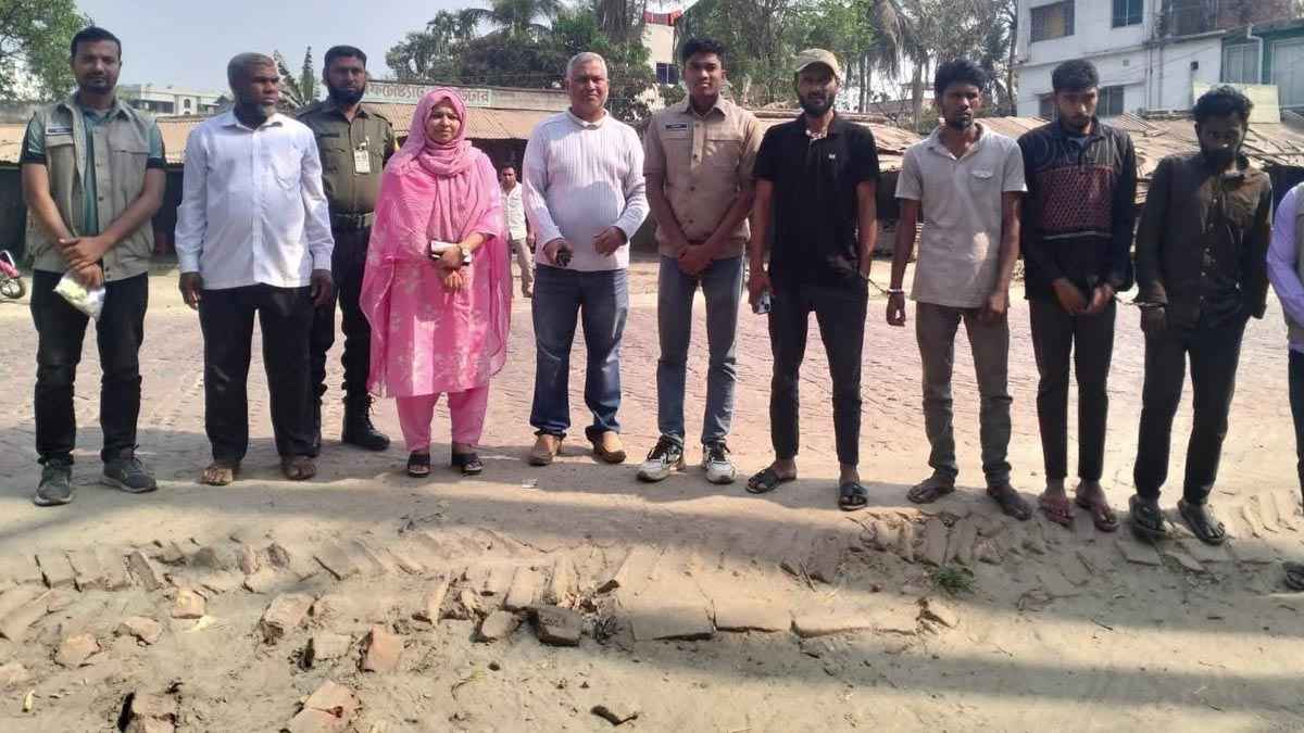 কালীগঞ্জে মাদক সেবন ও বিক্রয়ের দায়ে ৪ জনের কারাদণ্ড