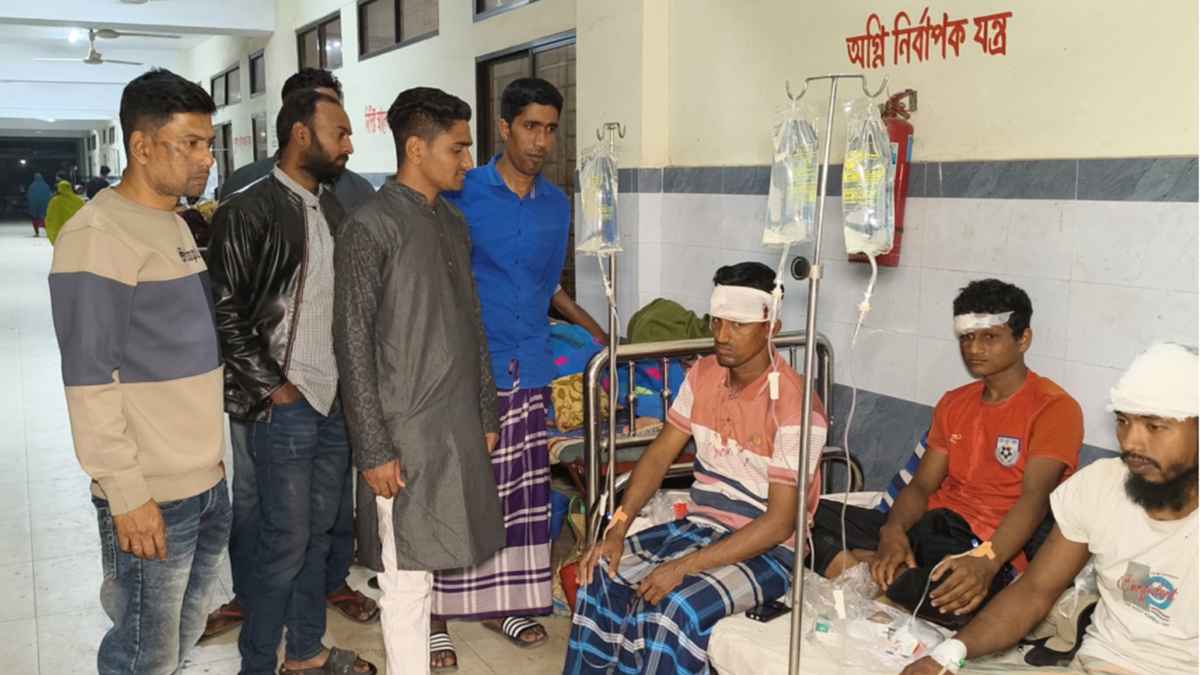 শৈলকুপায় আধিপত্য বিস্তার নিয়ে দু’পক্ষের সংঘর্ষ, আহত ২৫