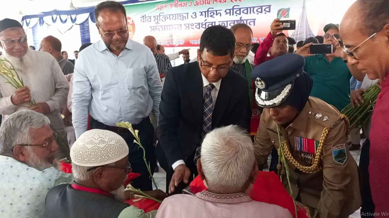 জয়পুরহাটে ২৮০ বীর মুক্তিযোদ্ধাকে সংবর্ধনা