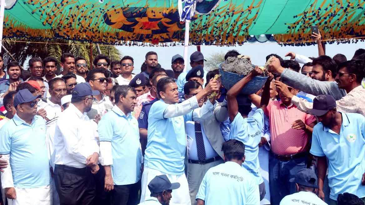 ‘খালগুলো দখলমুক্ত হলে ডুমুরিয়া অঞ্চলের জলাবদ্ধতা দূর হবে’