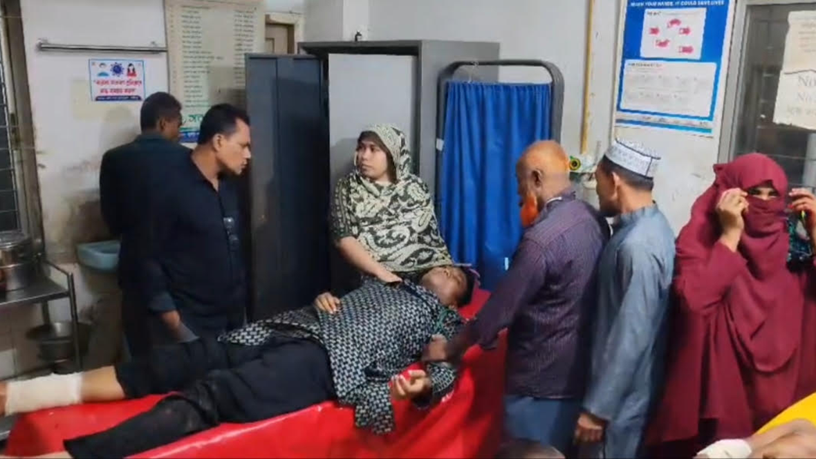 লক্ষ্মীপুরে বহিষ্কৃত যুবদল নেতার বিরুদ্ধে যুবকের রগ কাটার অভিযোগ