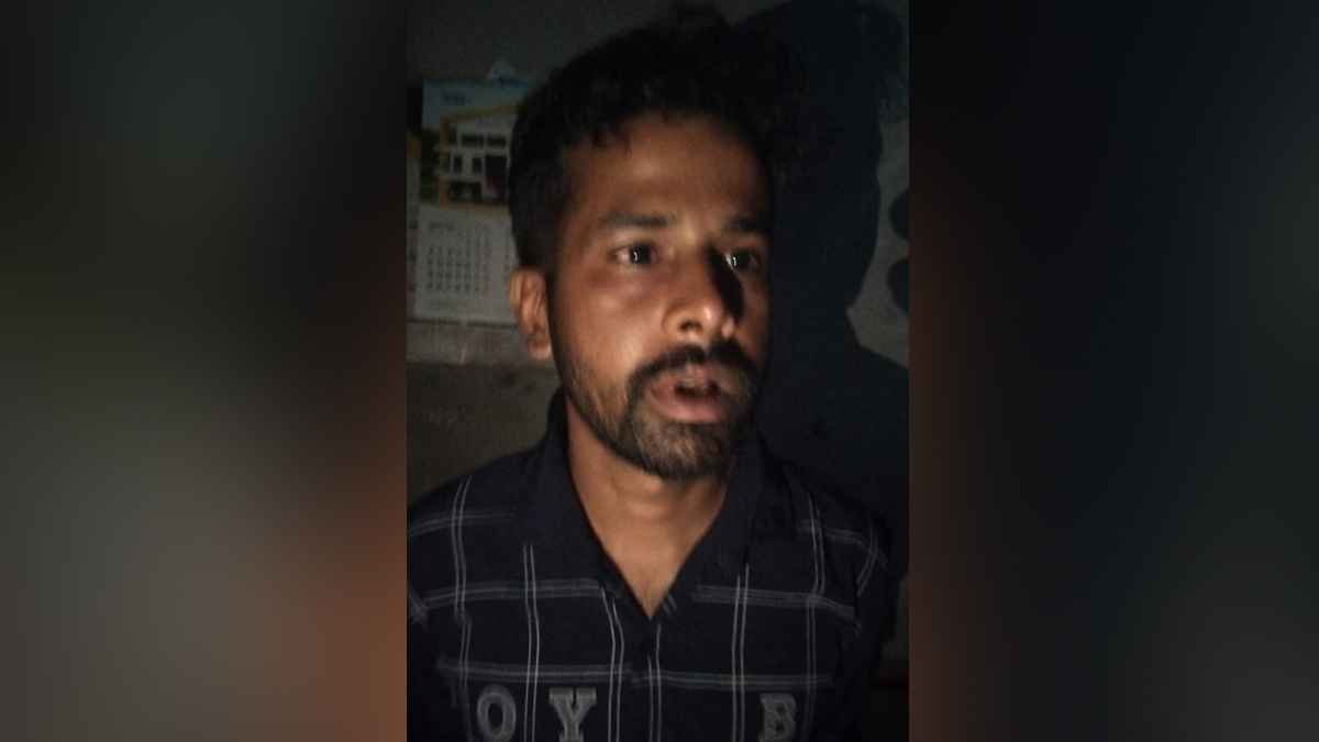 মাগুরায় র‍্যাবের অভিযানে অস্ত্রসহ যুবক আটক