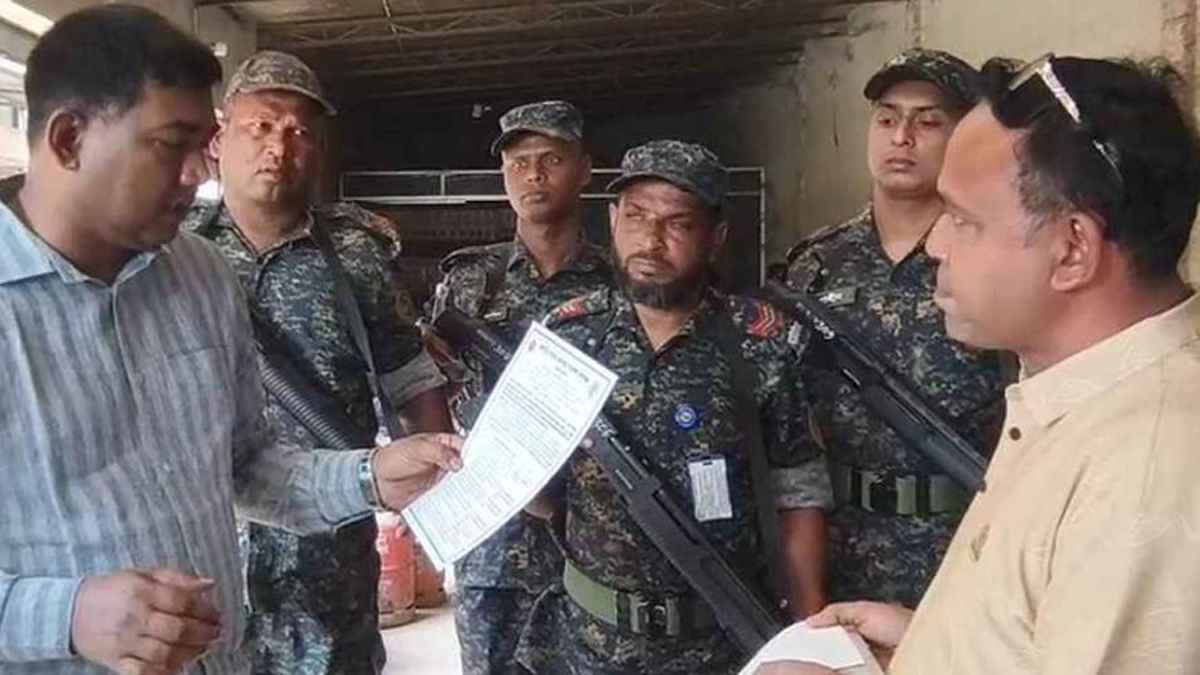 বাড়তি দামে সিলিন্ডার বিক্রি, ২ প্রতিষ্ঠানকে লাখ টাকা জরিমানা