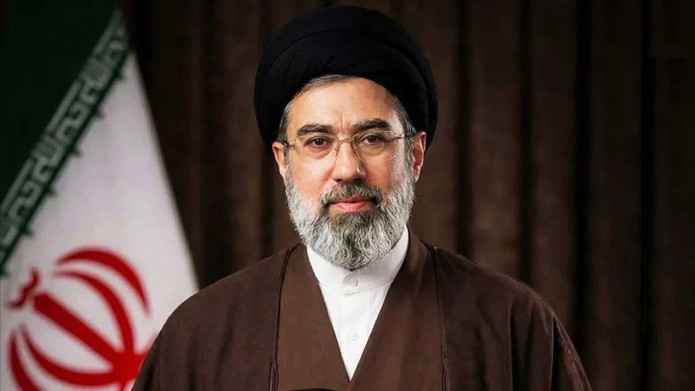 মোজতবা খামেনির ‘মাথার দাম ১ কোটি ডলার’ ঘোষণা