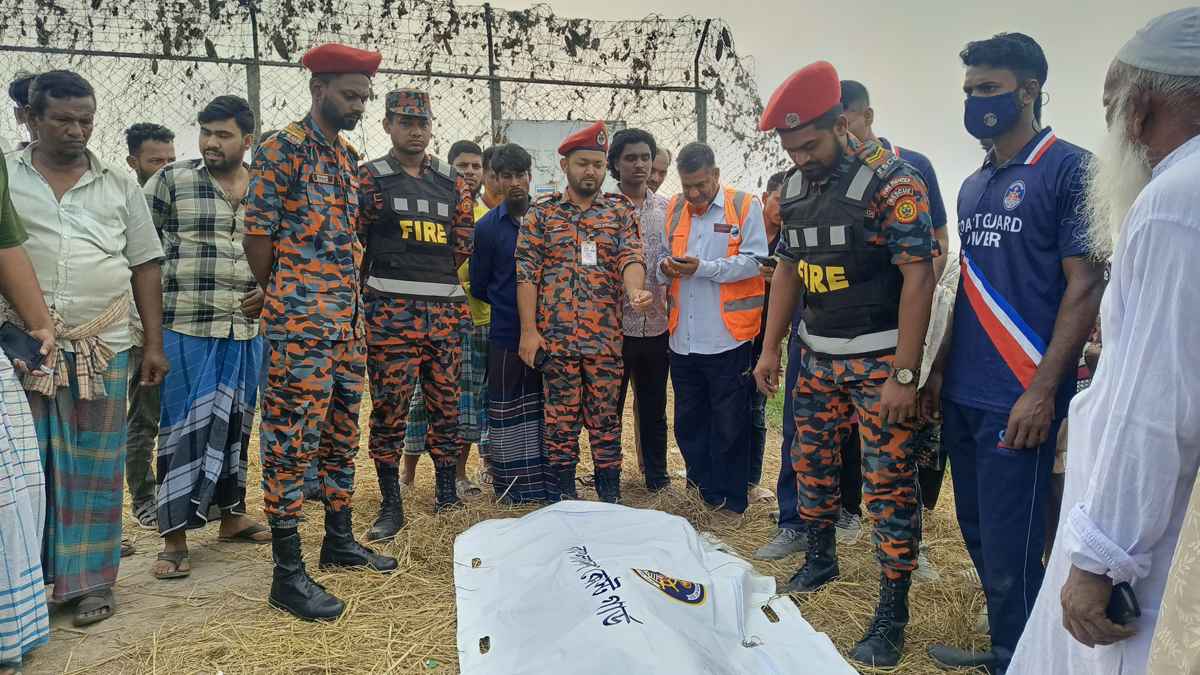 নিখোঁজের ৪৩ ঘণ্টা পর পদ্মায় মিলল স্কুলশিক্ষার্থীর মরদেহ