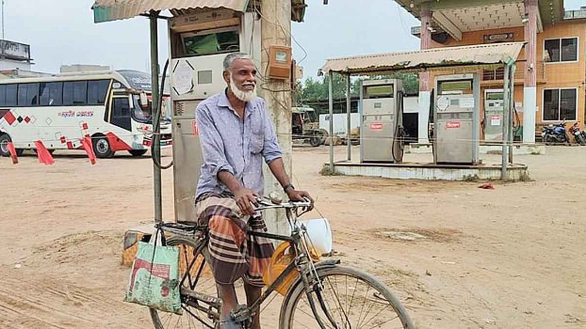 ‘কৃষকরা তেল পাচ্ছিনে, আমাগের জন্যি কি কোনো বাজেট নেই?’