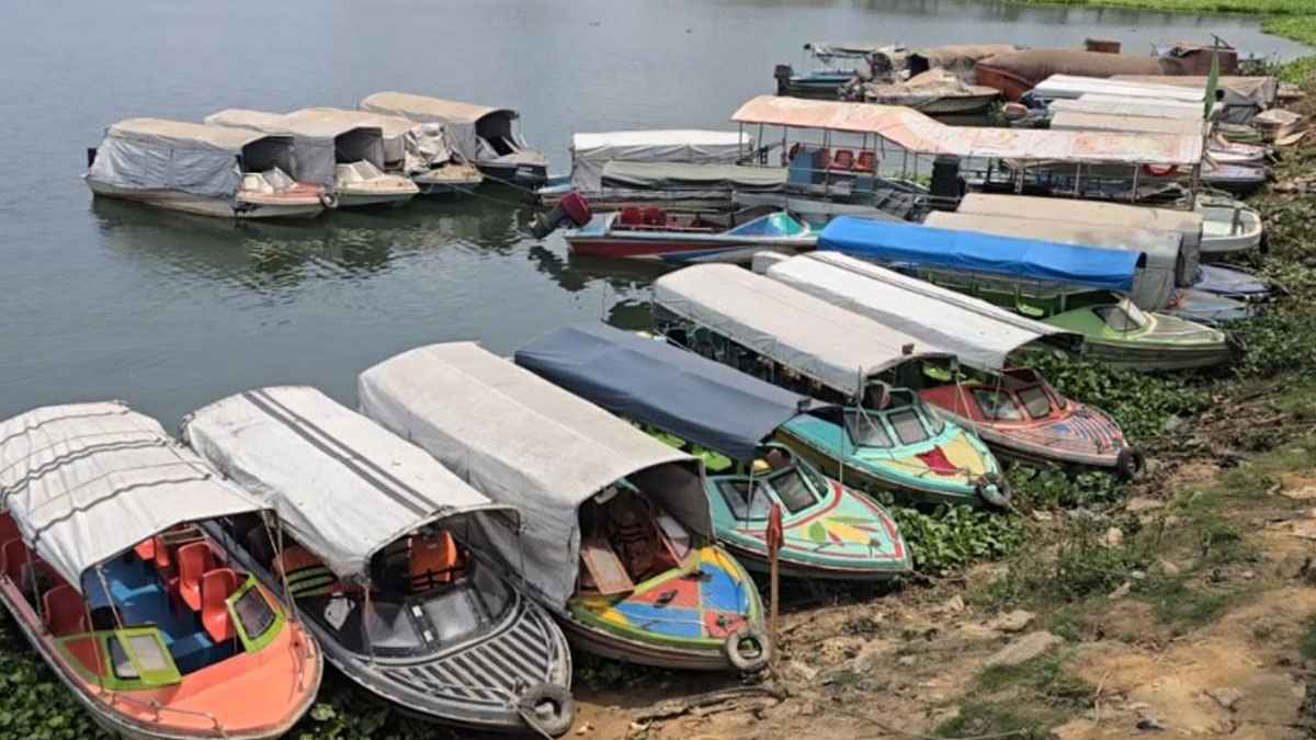 জ্বালানি তেল সংকটে বন্ধ স্পিডবোট, লঞ্চ বন্ধের শঙ্কা