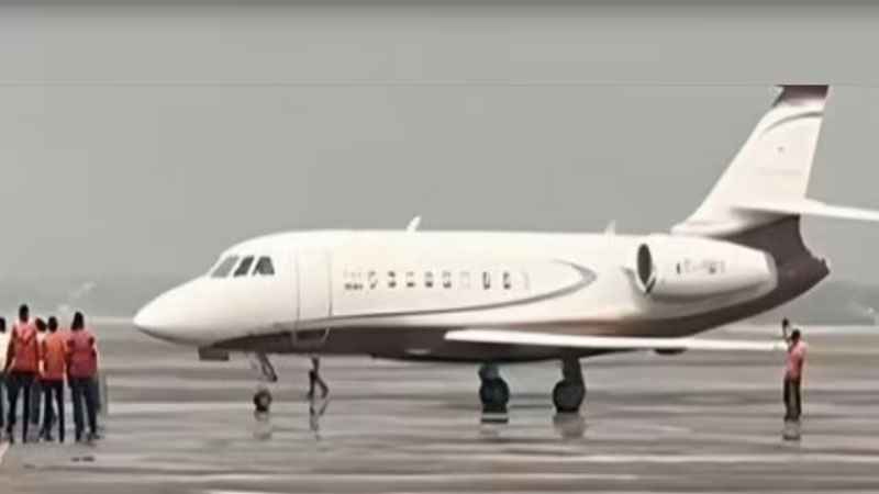 আকাশে ঝড়ের কবলে ভারতের স্বরাষ্ট্রমন্ত্রীর বিমান