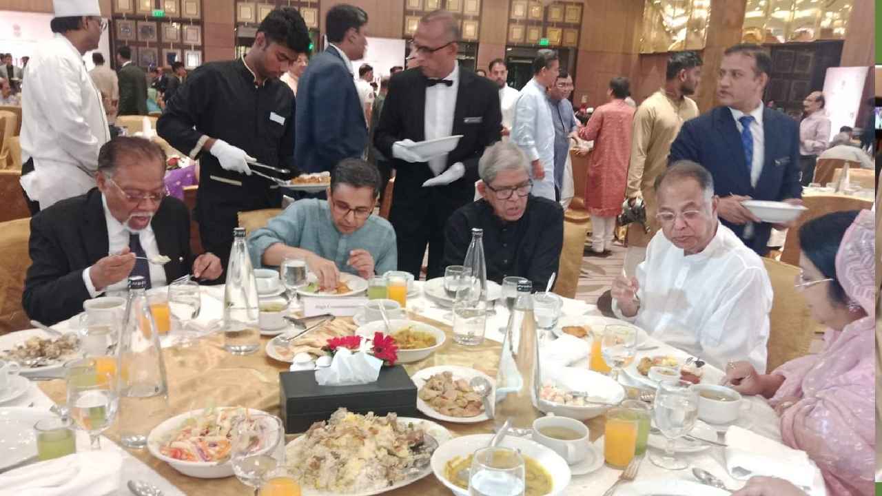 ভারতীয় হাইকমিশনের উদ্যোগে রাজনীতিবিদসহ বিশিষ্টজনদের সম্মানে ইফতার