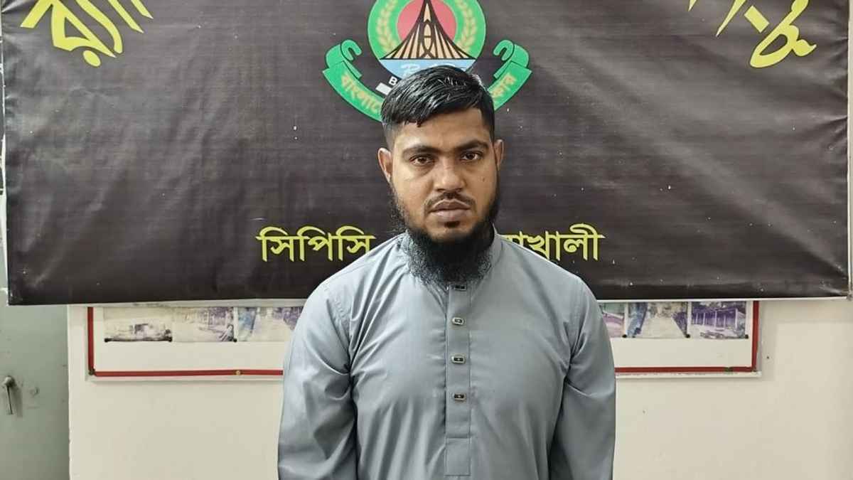 পটুয়াখালীতে র‍্যাবের হাতে মোহাম্মদপুরের শীর্ষ সন্ত্রাসী গ্রেফতার