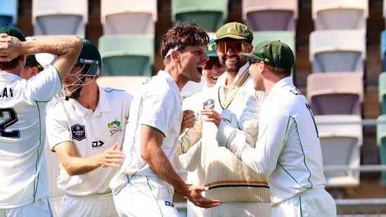 ২৫৪ বছরের ইতিহাসে যে রেকর্ড গড়লেন নিউজিল্যান্ডের পেসার