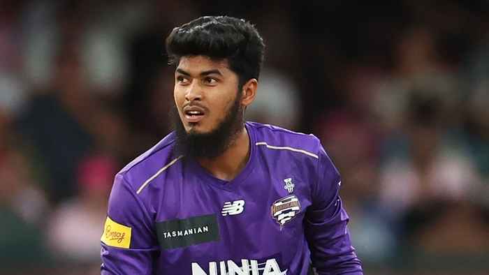 বিগ ব্যাশের বর্ষসেরার মনোনয়ন পেলেন রিশাদ