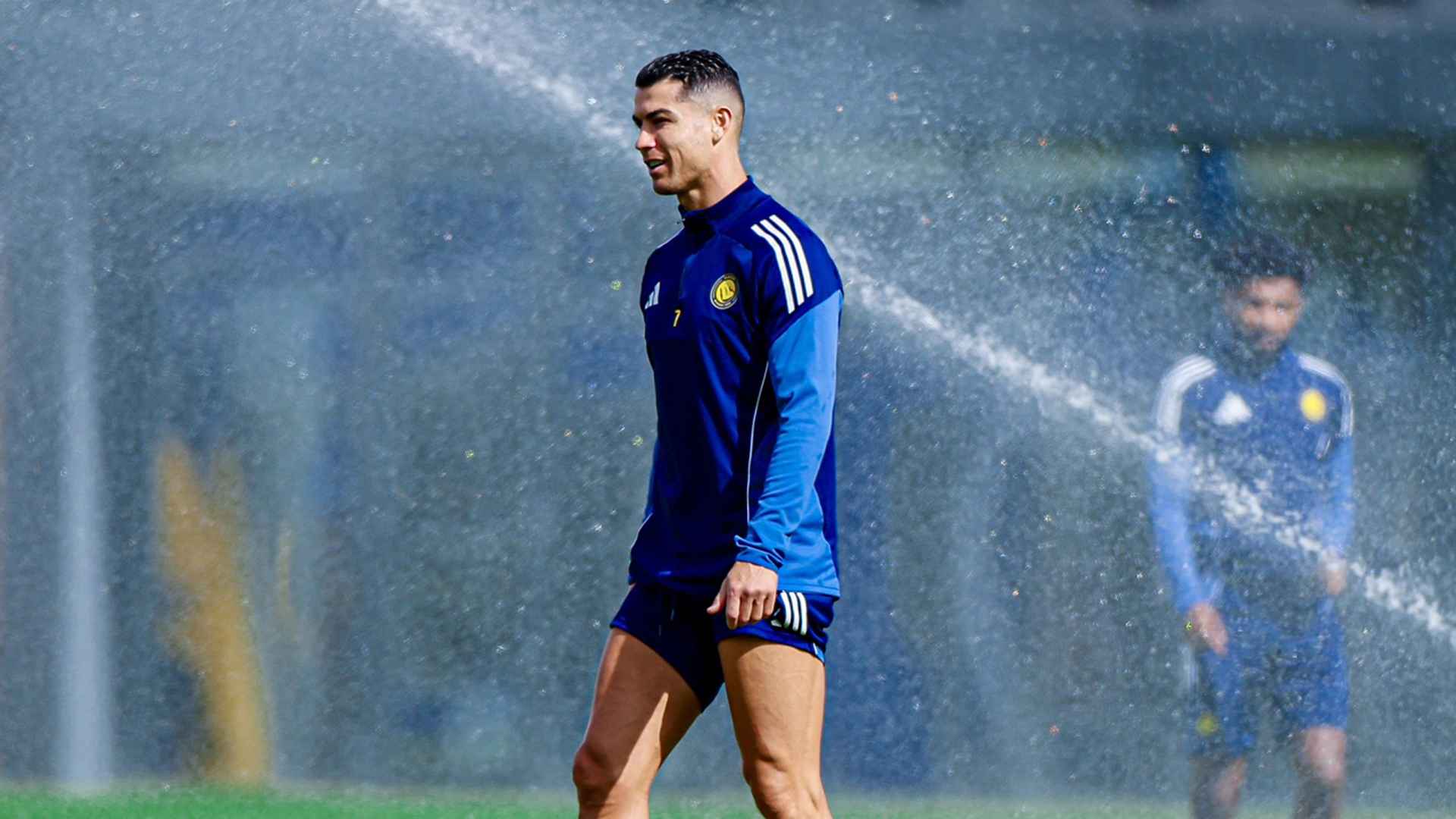 হ‍্যামস্ট্রিংয়ের চোটে মাঠের বাইরে রোনালদো