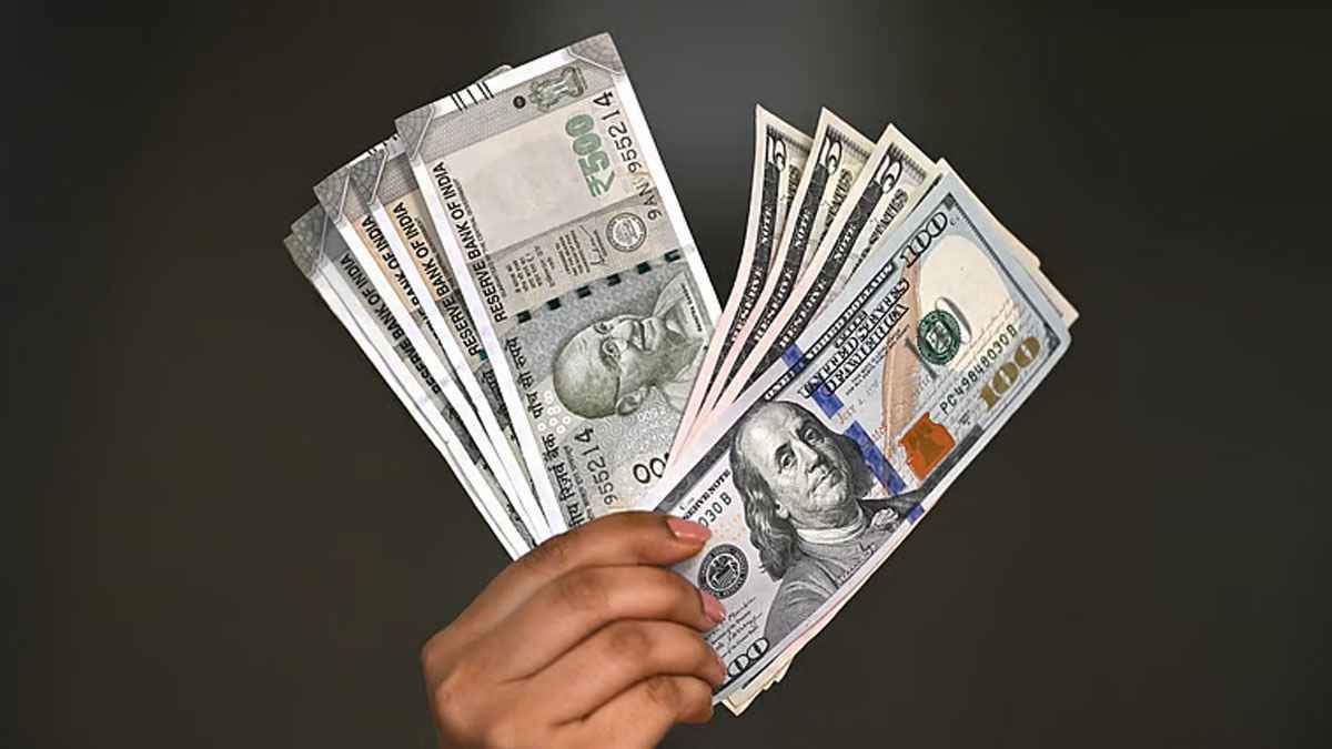 রুপির রেকর্ড পতন: পেছনে ৫ বড় কারণ