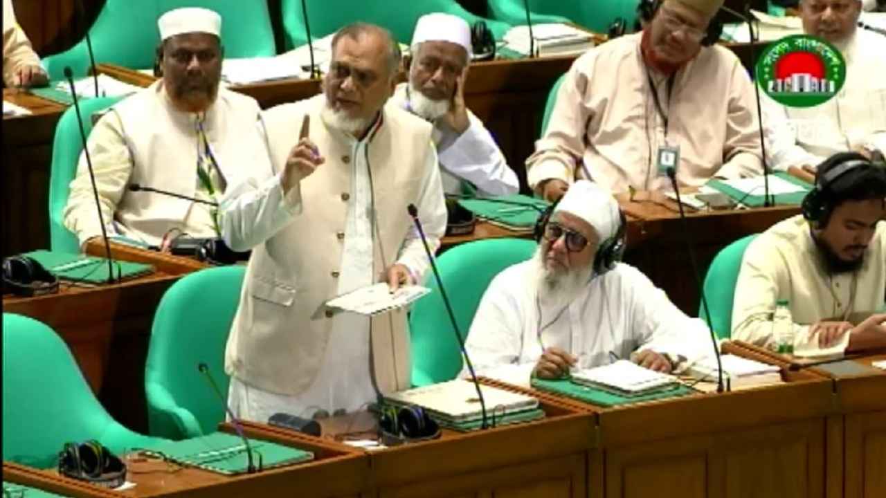 আর কত লোক মরলে সড়কমন্ত্রী অস্বস্তি বোধ করবেন, প্রশ্ন জামায়াত এমপির