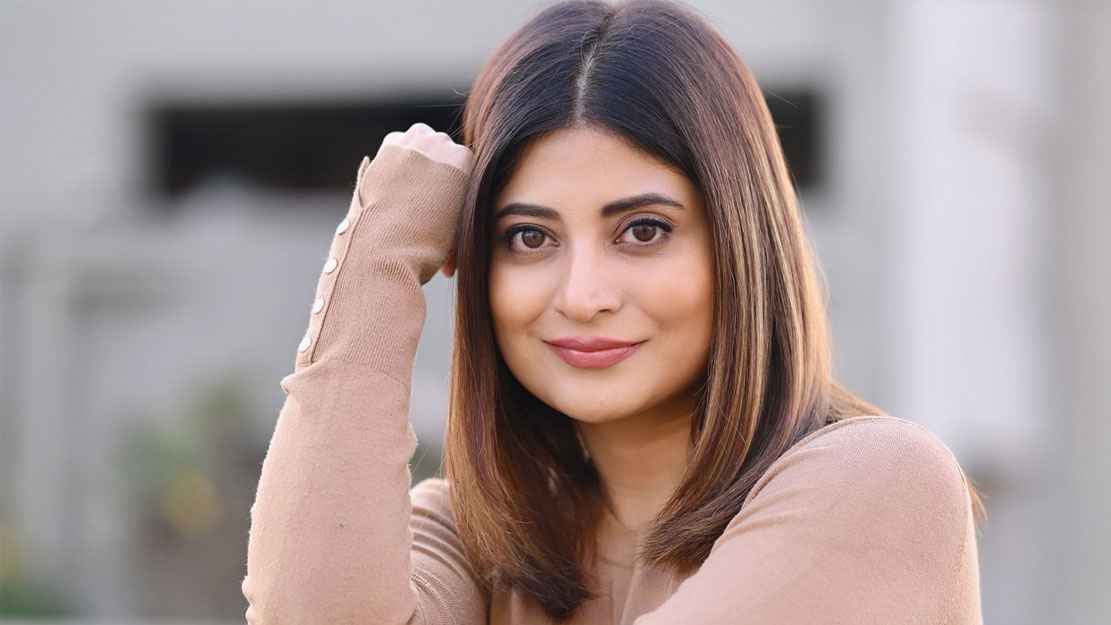 ইরান-আমেরিকা যুদ্ধ, স্বামীসহ আটকা অভিনেত্রী 