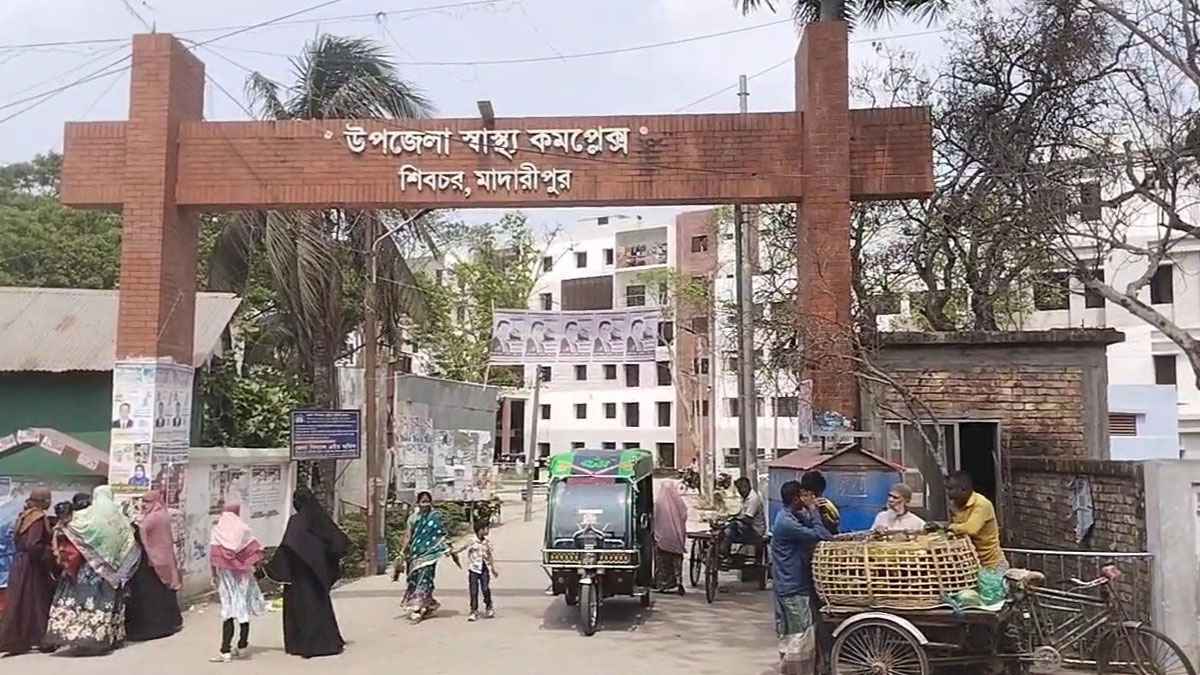 শিবচরে মহাসড়কের পাশ থেকে অজ্ঞাত ব্যক্তির মরদেহ উদ্ধার