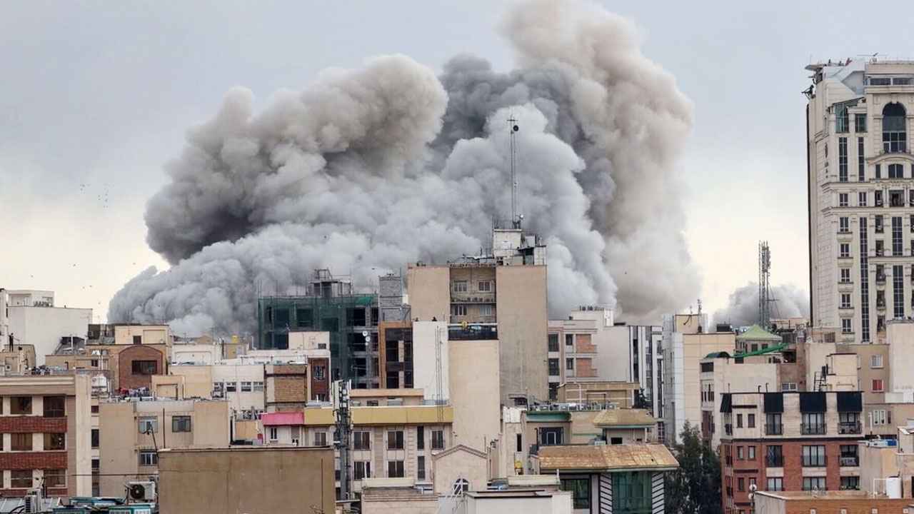 ইরানের ৫ সহস্রাধিক লক্ষ্যবস্তুতে হামলার দাবি যুক্তরাষ্ট্রের