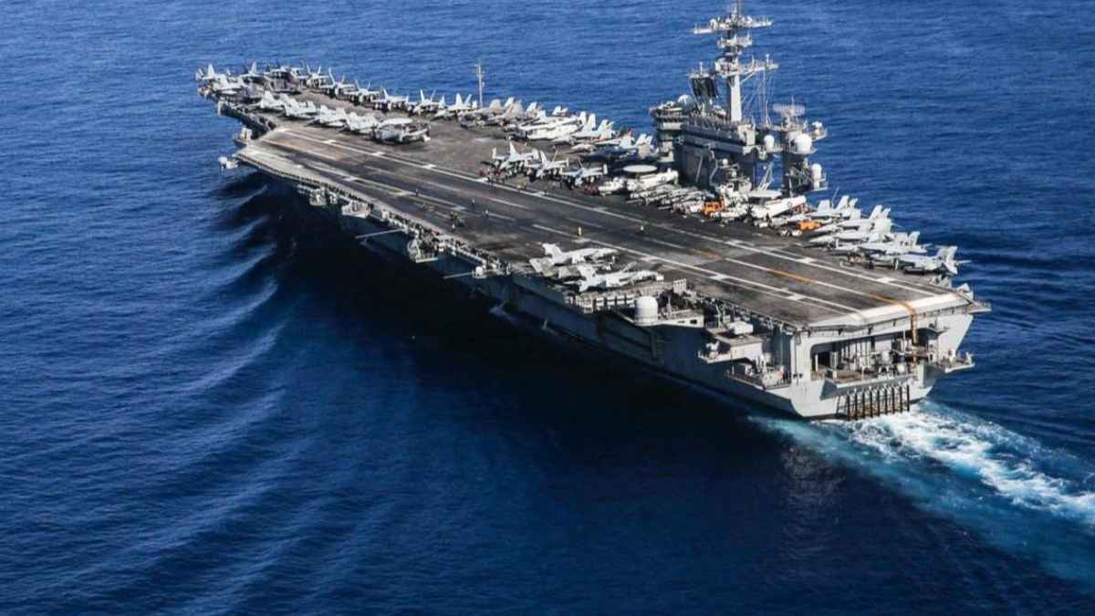 আব্রাহাম লিংকনে ইরানের হামলায় ৩ মার্কিন সেনা নিহত