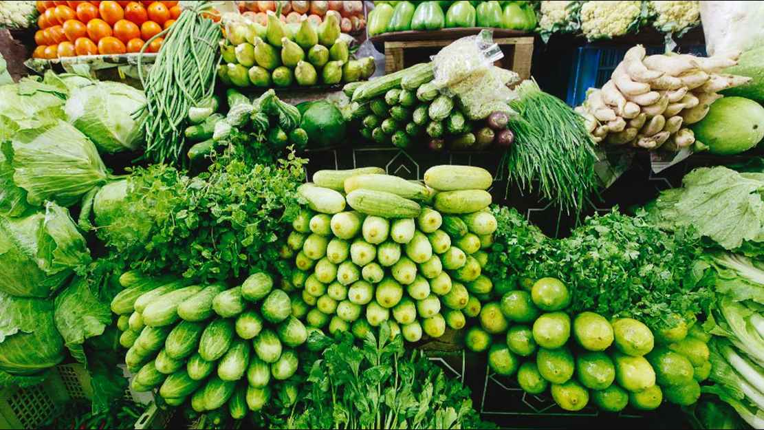 রোজায় সবজির বাজারে স্বস্তি, লেবু-শসা নেমেছে অর্ধেকে