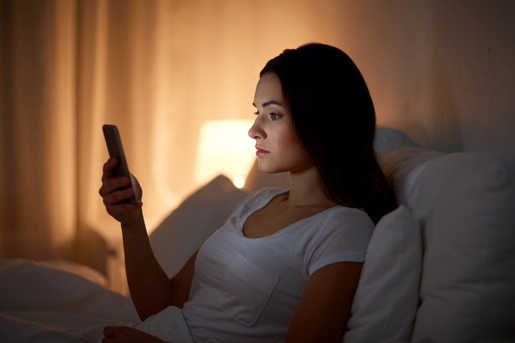022825_SmartPhone_Internet_Access.2e16d0ba.fill-735x490