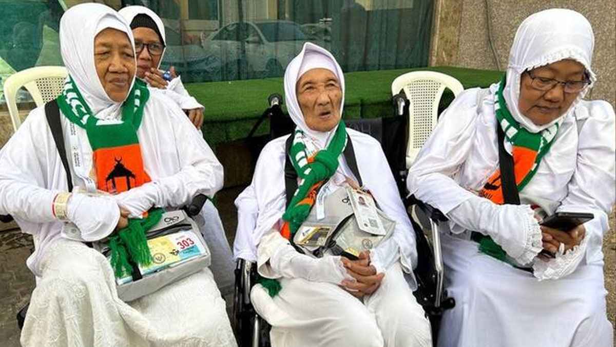 এবারের সবচেয়ে প্রবীণ হাজি ইন্দোনেশিয়ার মারসিয়াহ