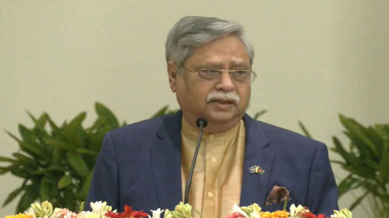 দীর্ঘ অপশাসনের পর নতুন সরকারের কাছে চাওয়া বেশি: রাষ্ট্রপতি