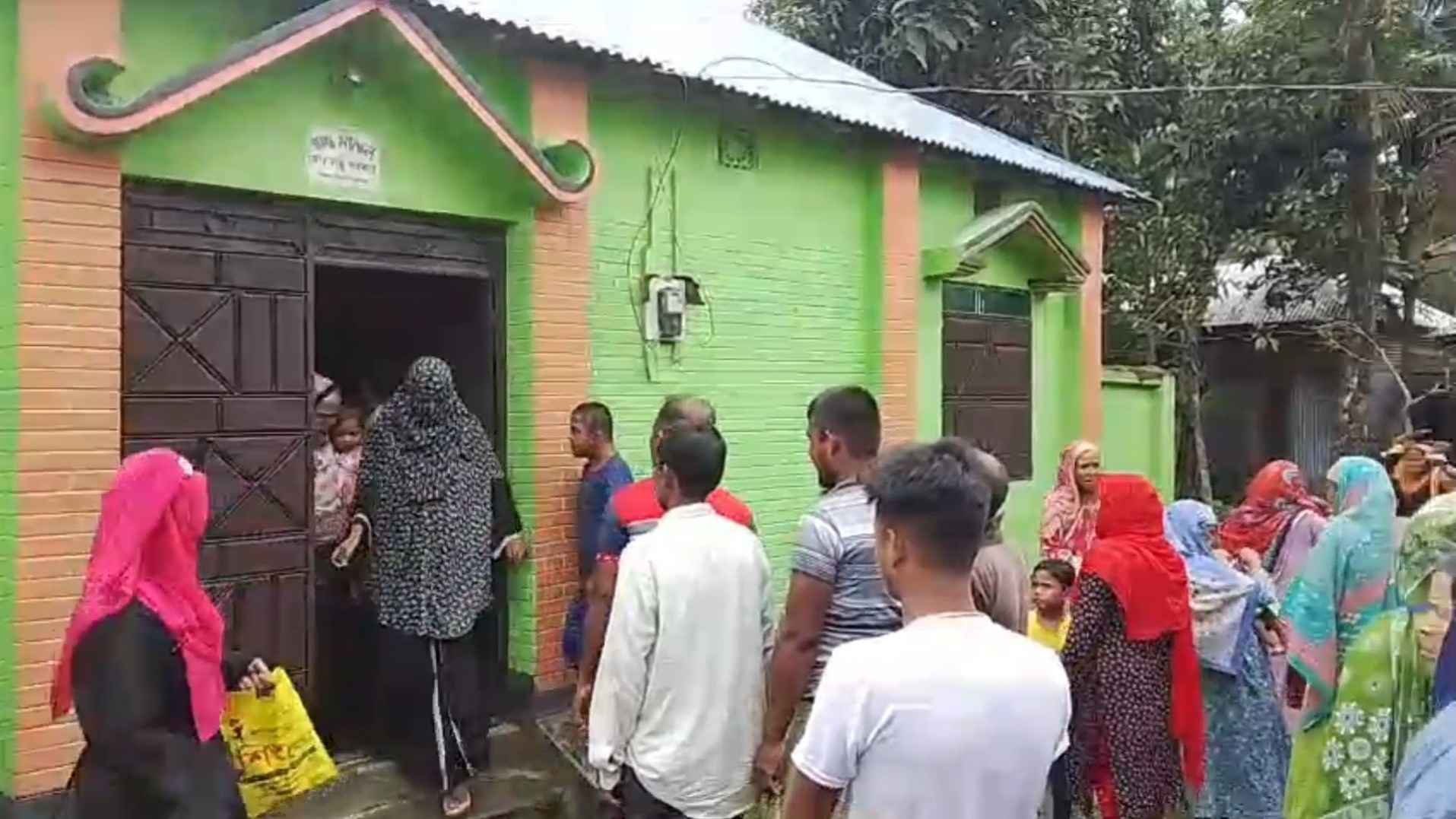 আদিতমারীতে স্বামী পরিত্যক্তা নারীকে ধর্ষণের পর হত্যার অভিযোগ