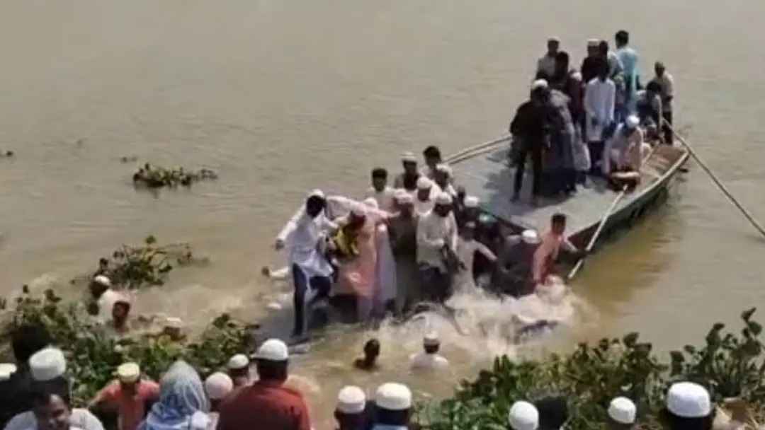 টাঙ্গাইলে ঈদের নামাজ শেষে ফেরার সময় নৌকাডুবি