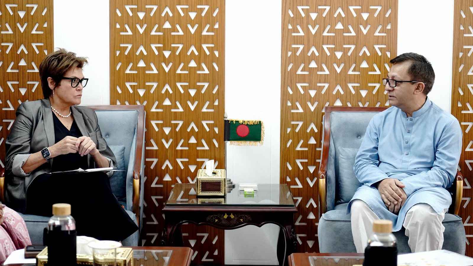 বৈশ্বিক প্রতিযোগিতায় মানবসম্পদের দক্ষতা বাড়াতে হবে: বাণিজ্যমন্ত্রী
