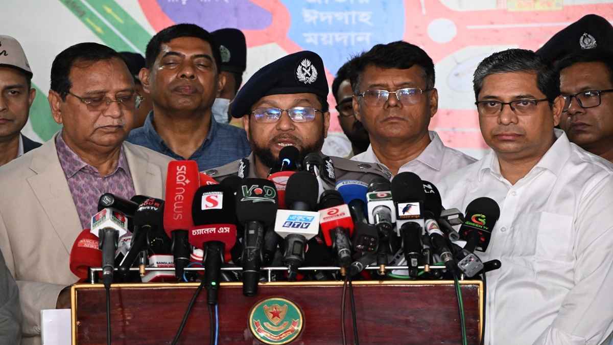 ঈদ ঘিরে রাজধানীতে কঠোর নিরাপত্তা, থাকবে ১৫ হাজার পুলিশ