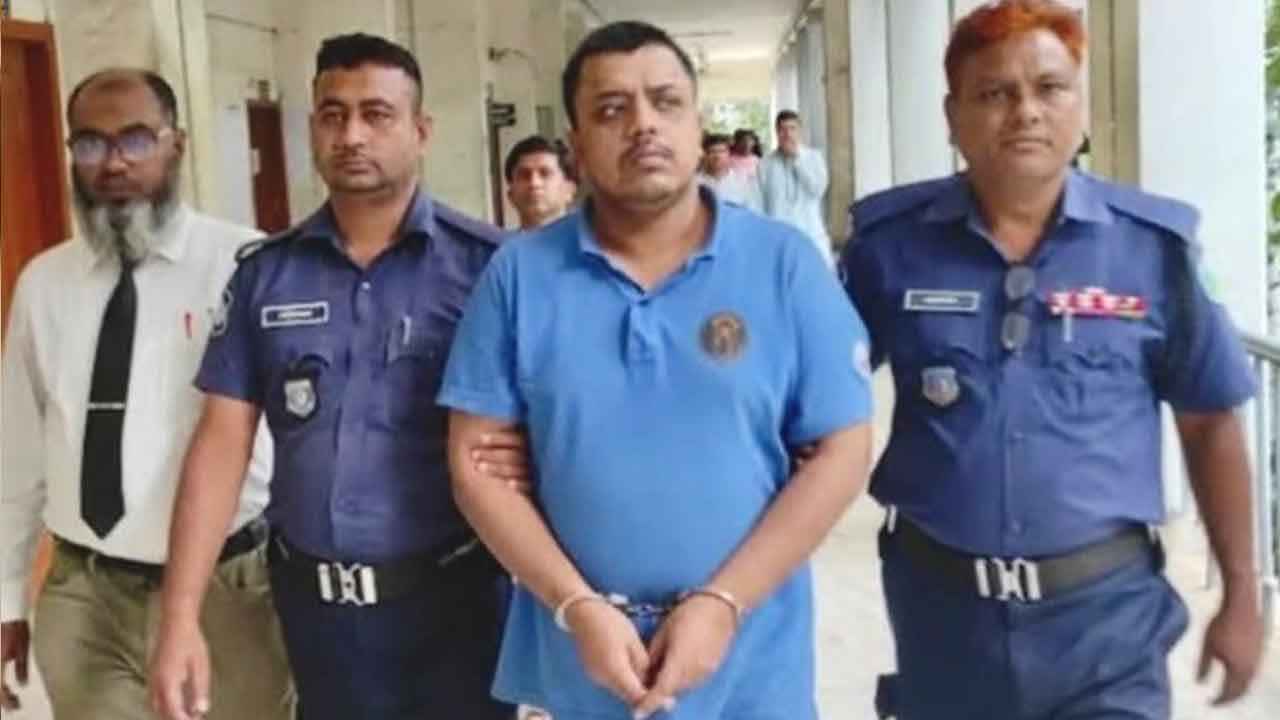 মেডিকেল শিক্ষার্থীকে গুলি: অস্ত্র মামলায় প্রভাষকের ২১ বছরের কারাদণ্ড