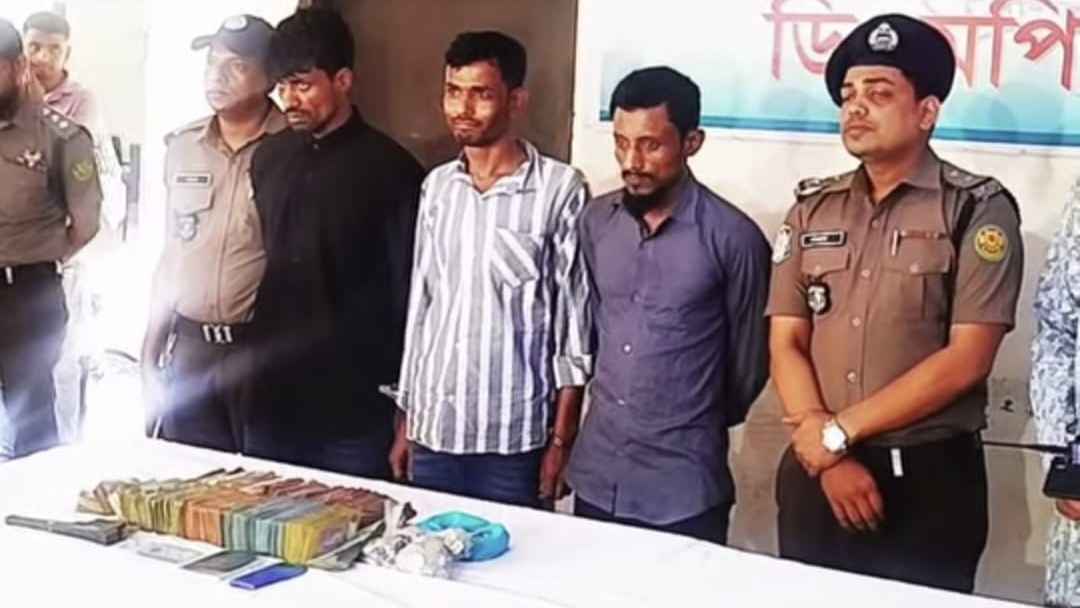 মাদকের টাকা জোগাতে বারিধারার গির্জায় লুট, গ্রেফতার ৩ 