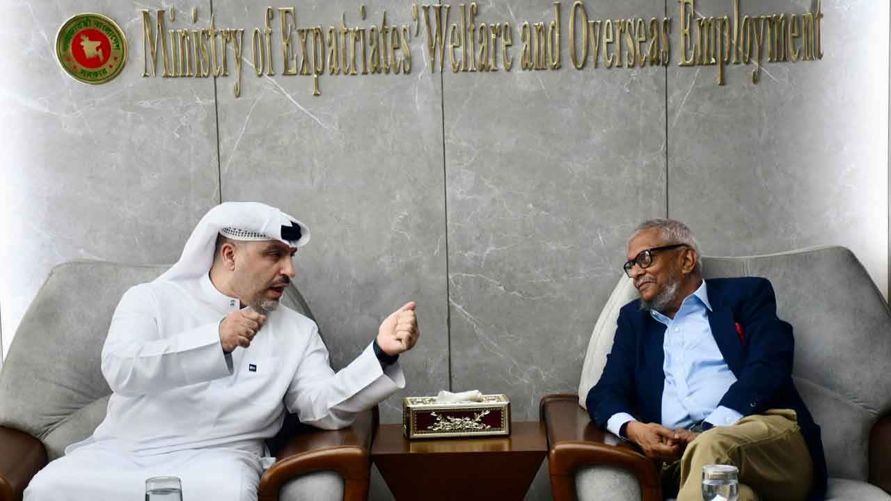 প্রবাসী মন্ত্রীর সাথে ট্যাক্সি কোম্পানির প্রতিনিধি দলের সাক্ষাৎ