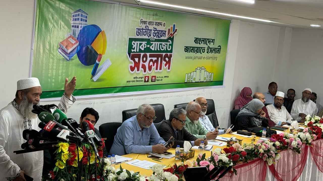 বাজেট আসে যায়, কোনো পরিবর্তন নাই: মুজিবুর রহমান