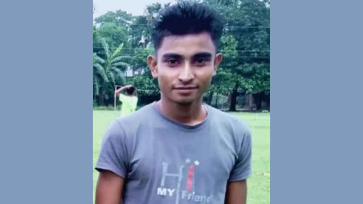 রাতে নিখোঁজ, পরদিন পুকুরে মিলল যুবকের লাশ